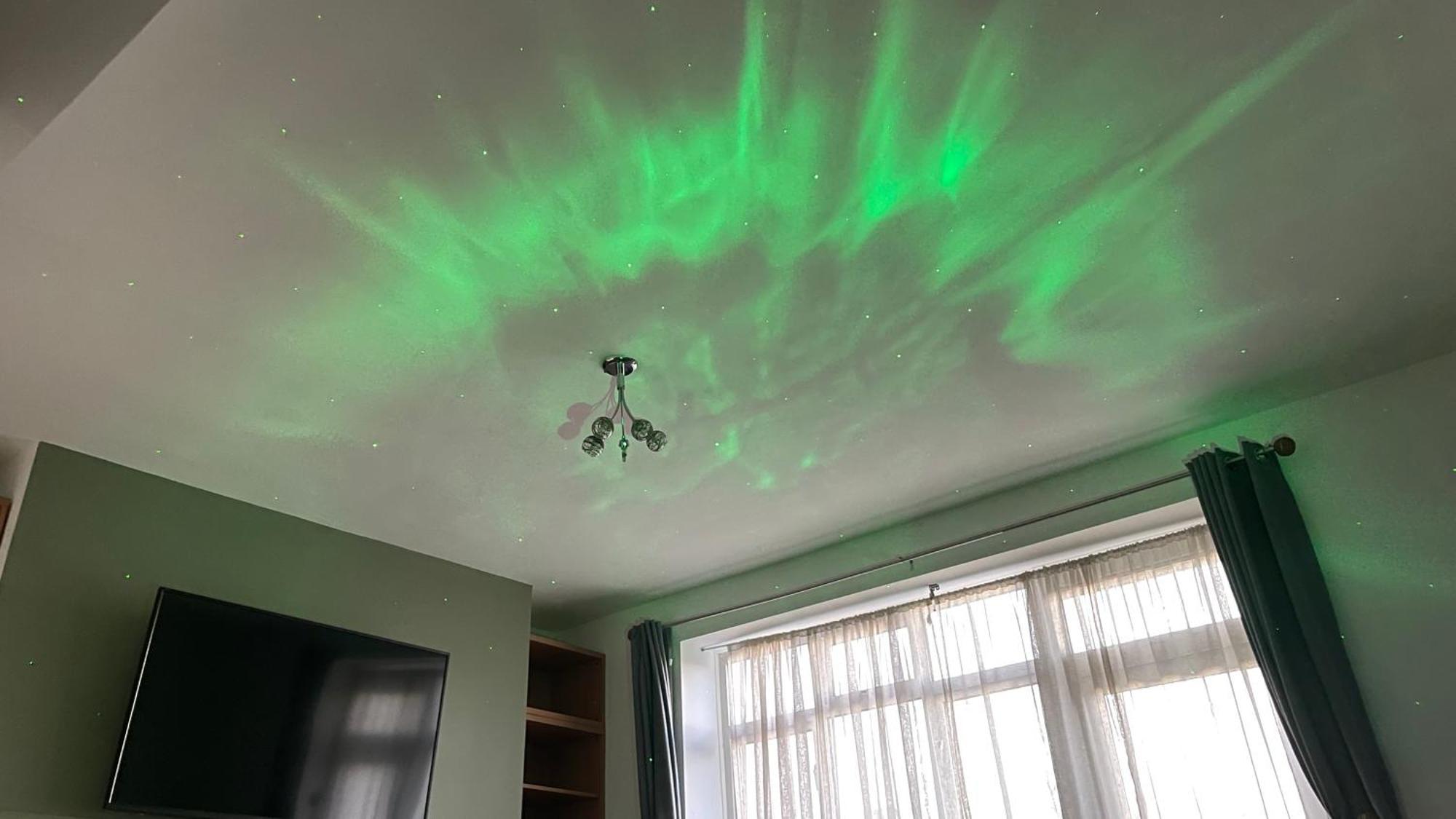 2 Bedrooms 2 Stations Londyn Zewnętrze zdjęcie