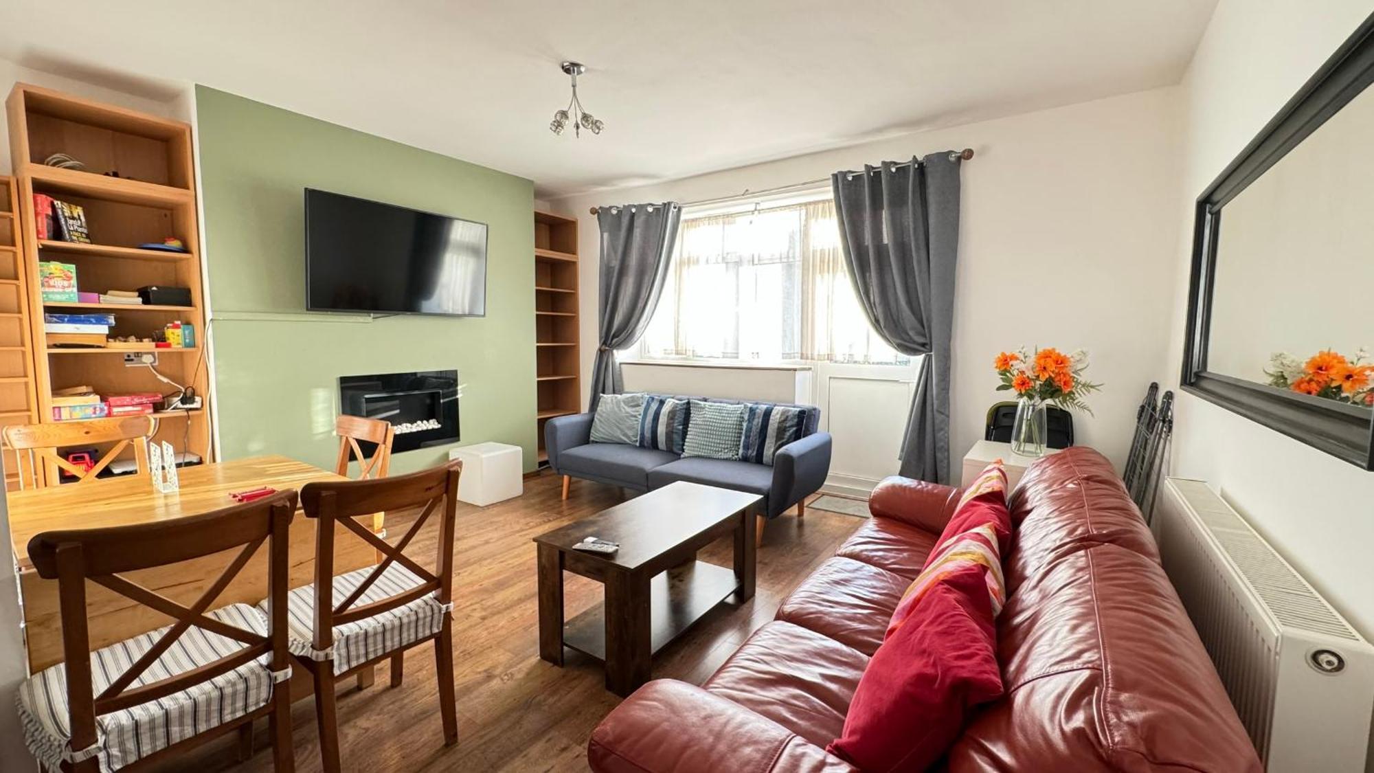2 Bedrooms 2 Stations Londyn Zewnętrze zdjęcie